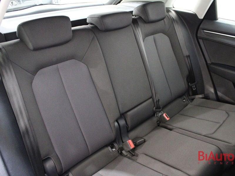 Audi Q3 Q3 35 TDI S tronic Business Advanced
