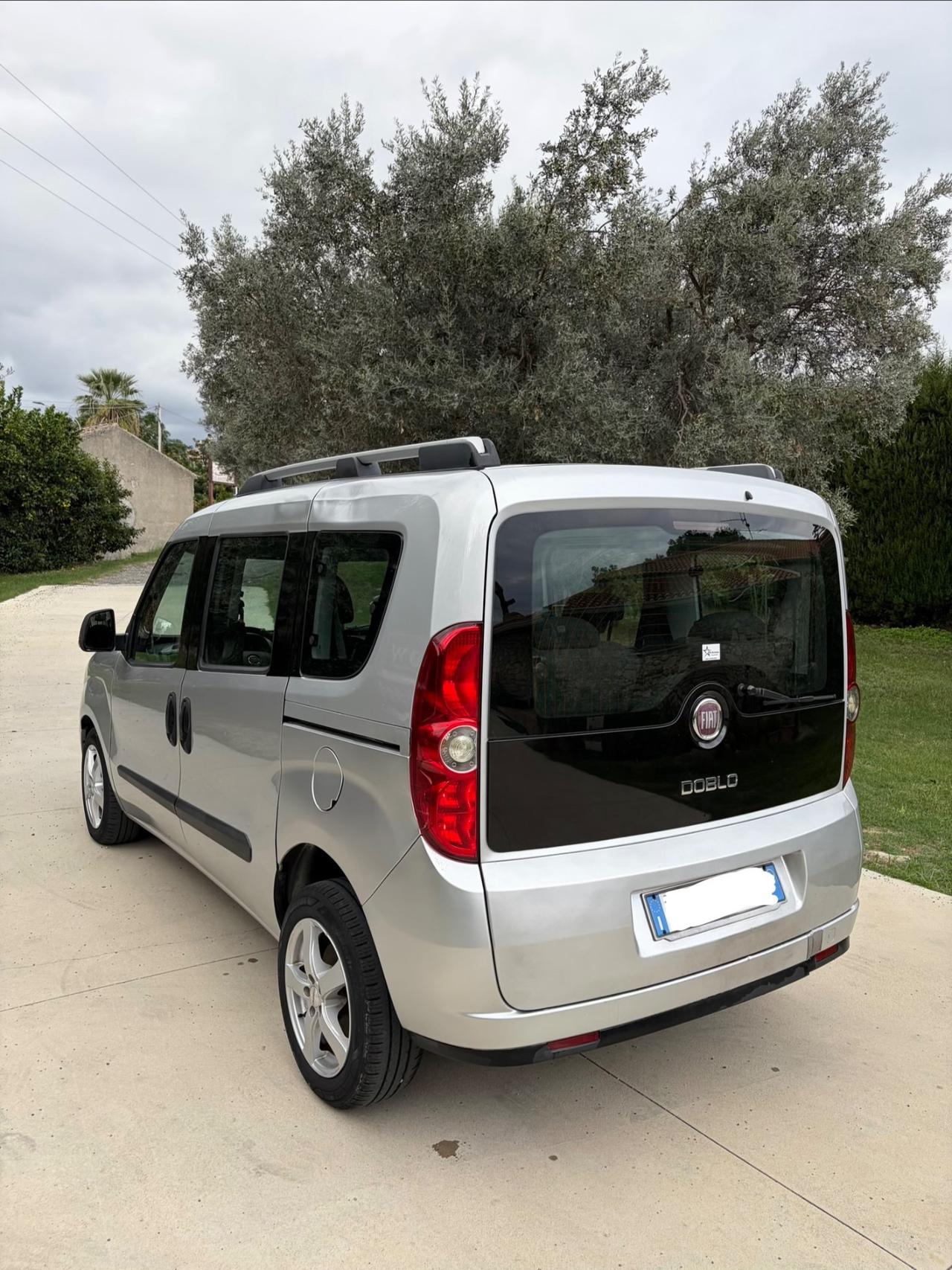 FIAT DOBLO 1.6 MTJ 105CV 7 POSTI CHIAMA INTROVABIL