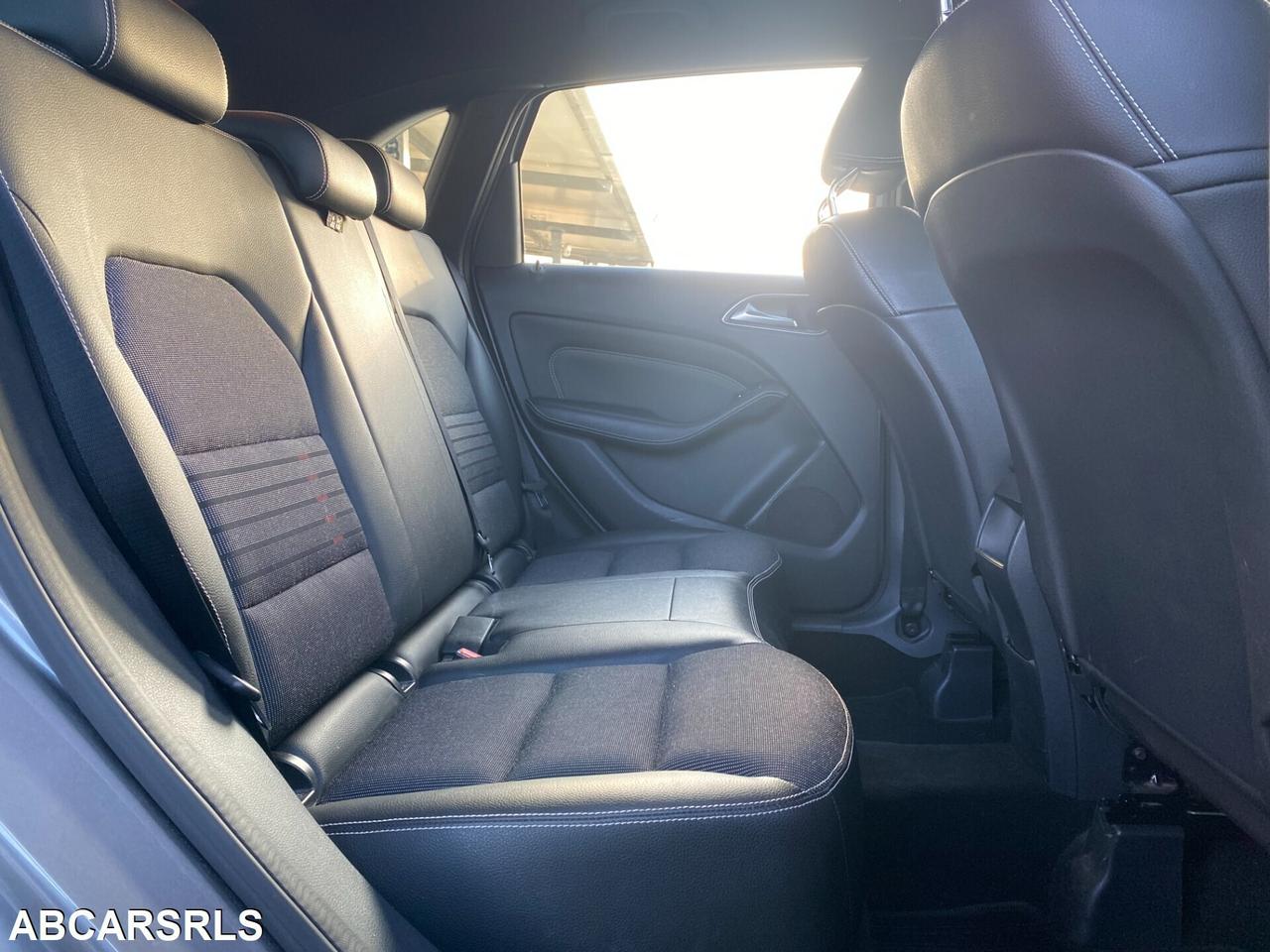 MERCEDES - Classe B - B 180 d Automatic Premium - NEOPATENTATI - FINANZIABILE - PERMUTE