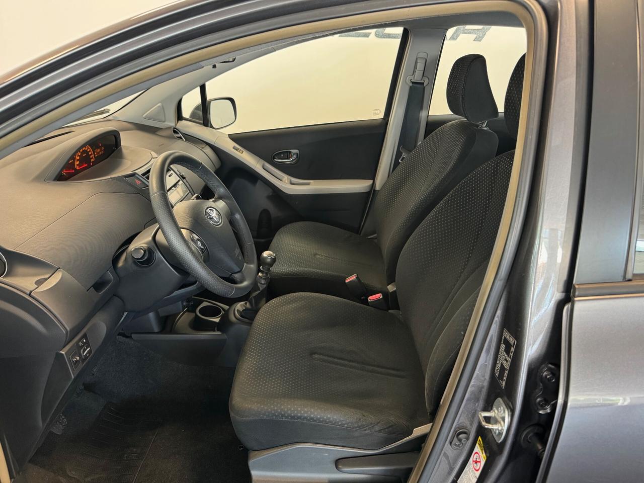 Toyota Yaris 1.4 D-4D DPF 5 porte 135.000 KM BEN TENUTA
