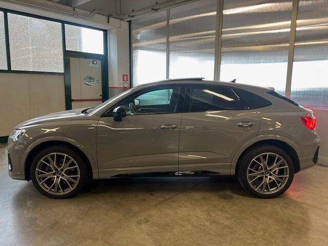Audi Q3 Sportback 40 Tdi Q. S-tr. S-line, Tetto, Matrix