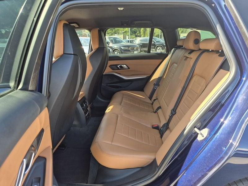 BMW Serie 3 330d Touring mhev 48V xdrive MSport auto