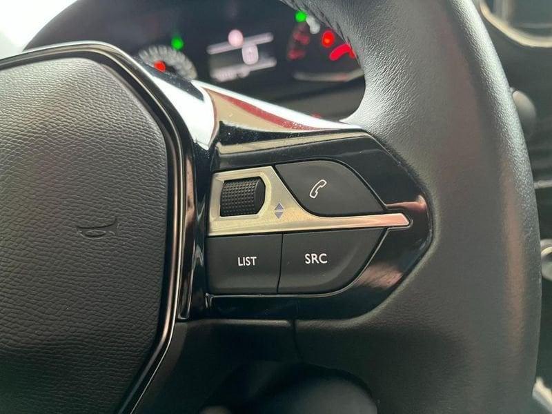 Peugeot 2008 PureTech 100 S&S Active Pack * PROMO *