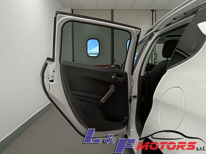 Peugeot 2008 1.2 BZ ALLURE