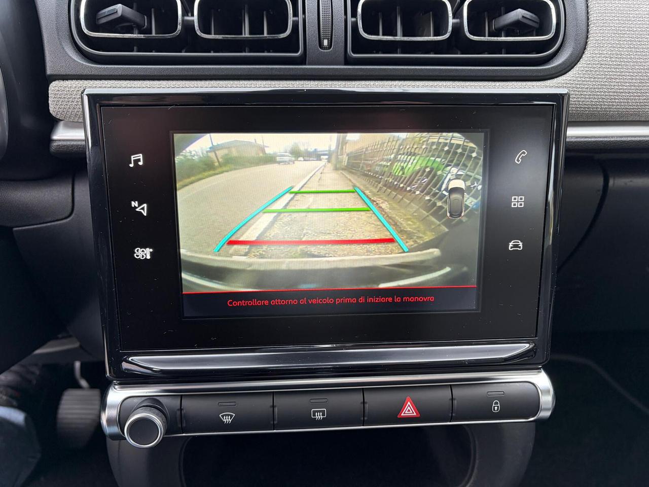 Citroen C3 1.2 PureTech 82cv Shine