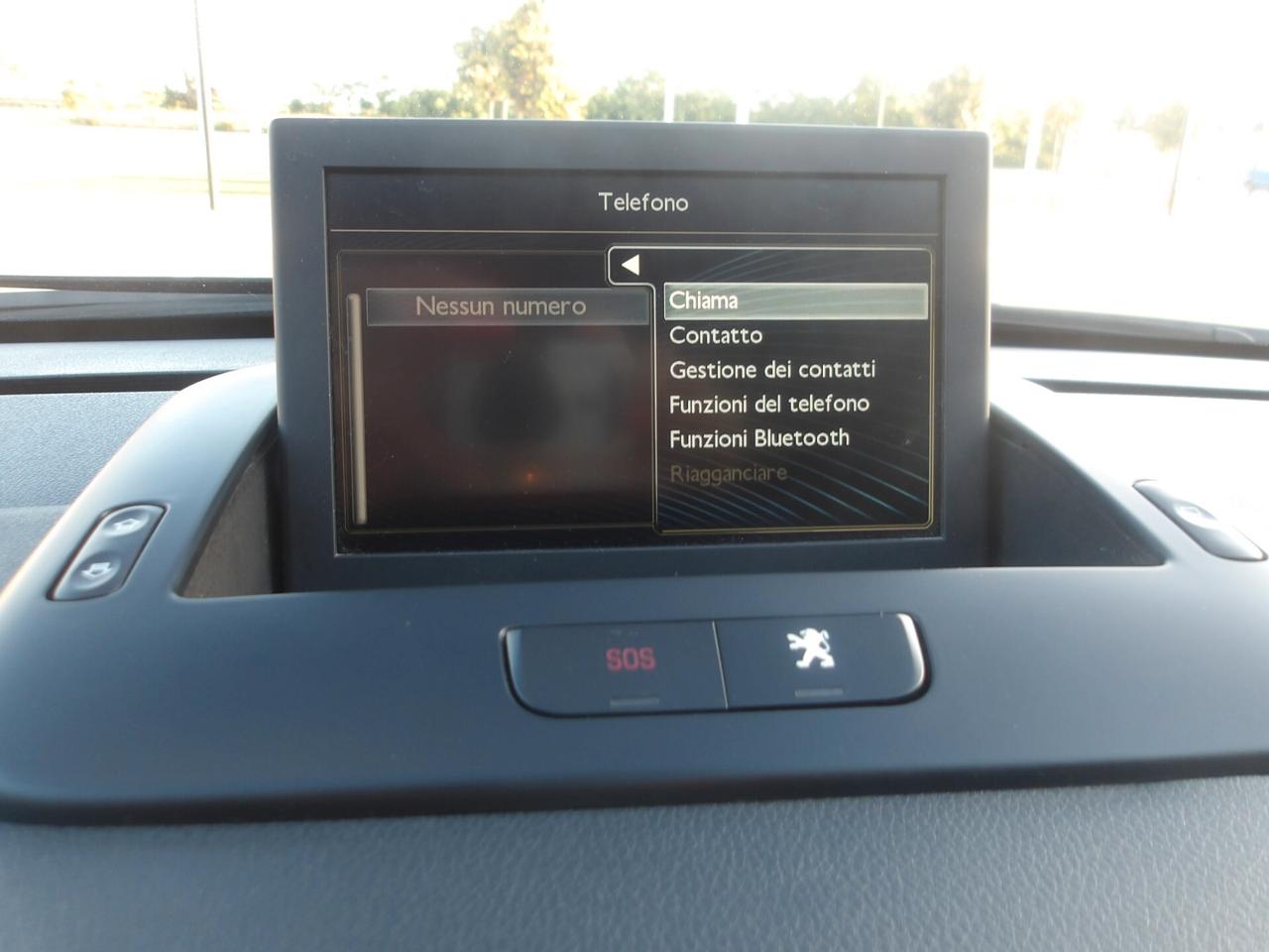 PEUGEOT 5008 1.6 DIESEL-GARANZIA FULL