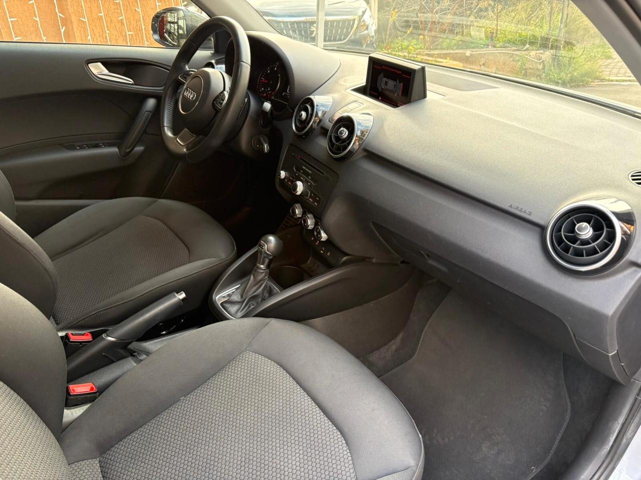 Audi A1 1.6 TDI S tronic line edition