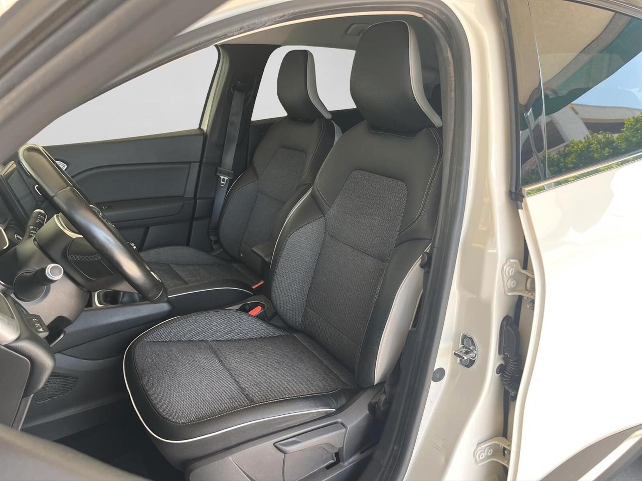 Renault Captur 1.5 BluedCi 115cv Intense FULL