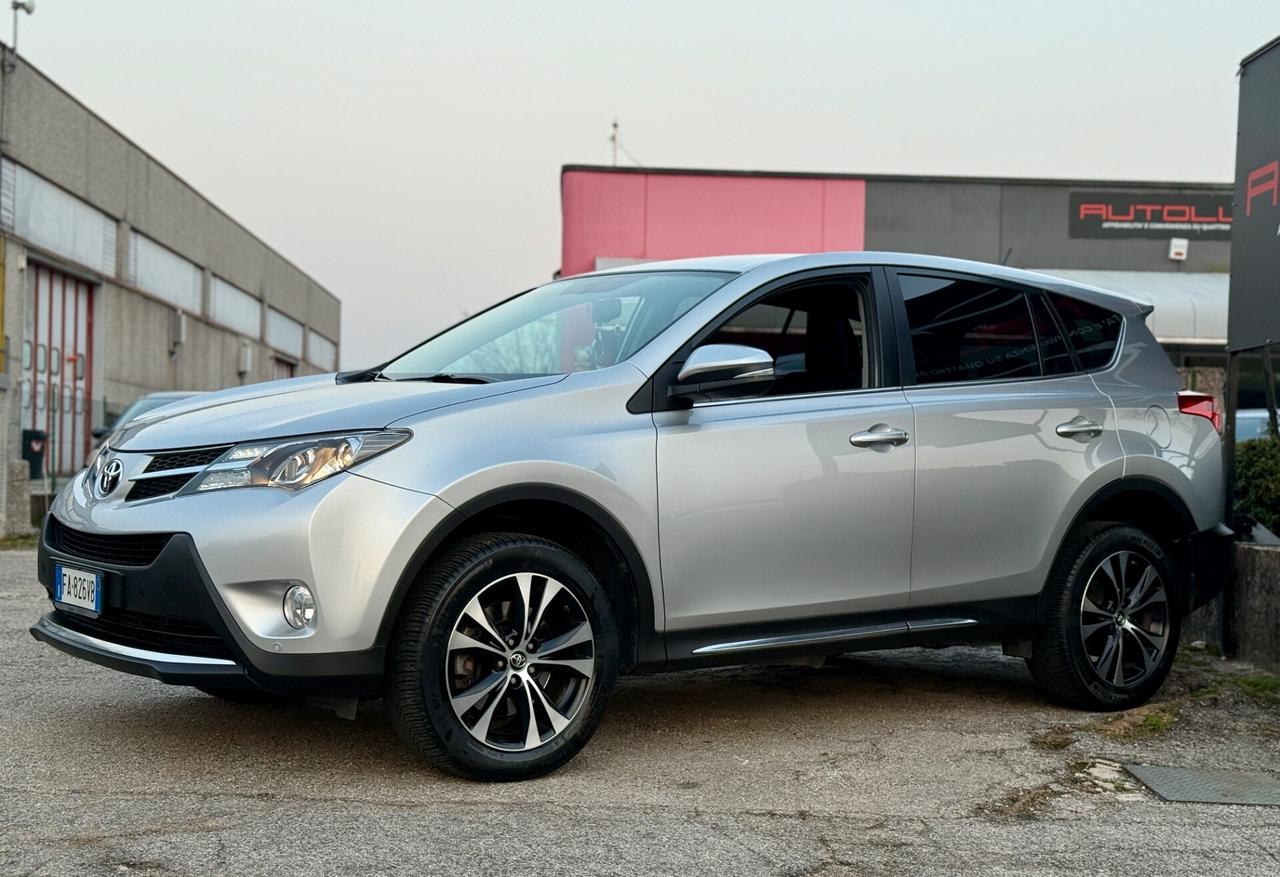 Toyota RAV 4 2.2 D-CAT A/T 4WD Lounge White Ed.