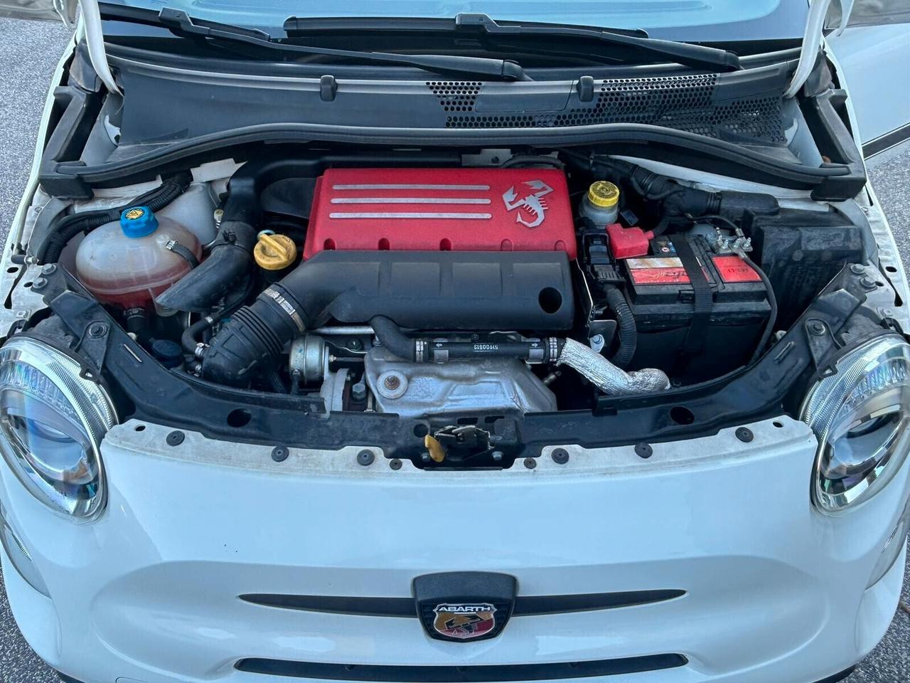 Abarth 595 1.4 Turbo T-Jet 180 CV Competizione