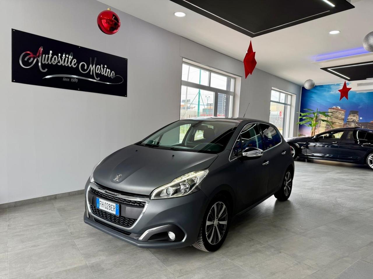 Peugeot 208 75 5 porte Allure tetto pano-2017
