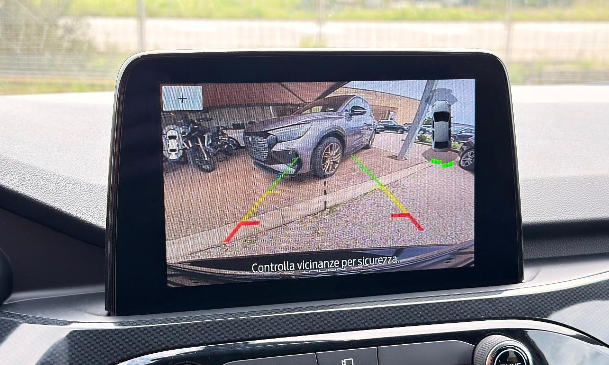 FORD Kuga 1.5 TDCI 120 CV S&S 2WD P. ST-Line