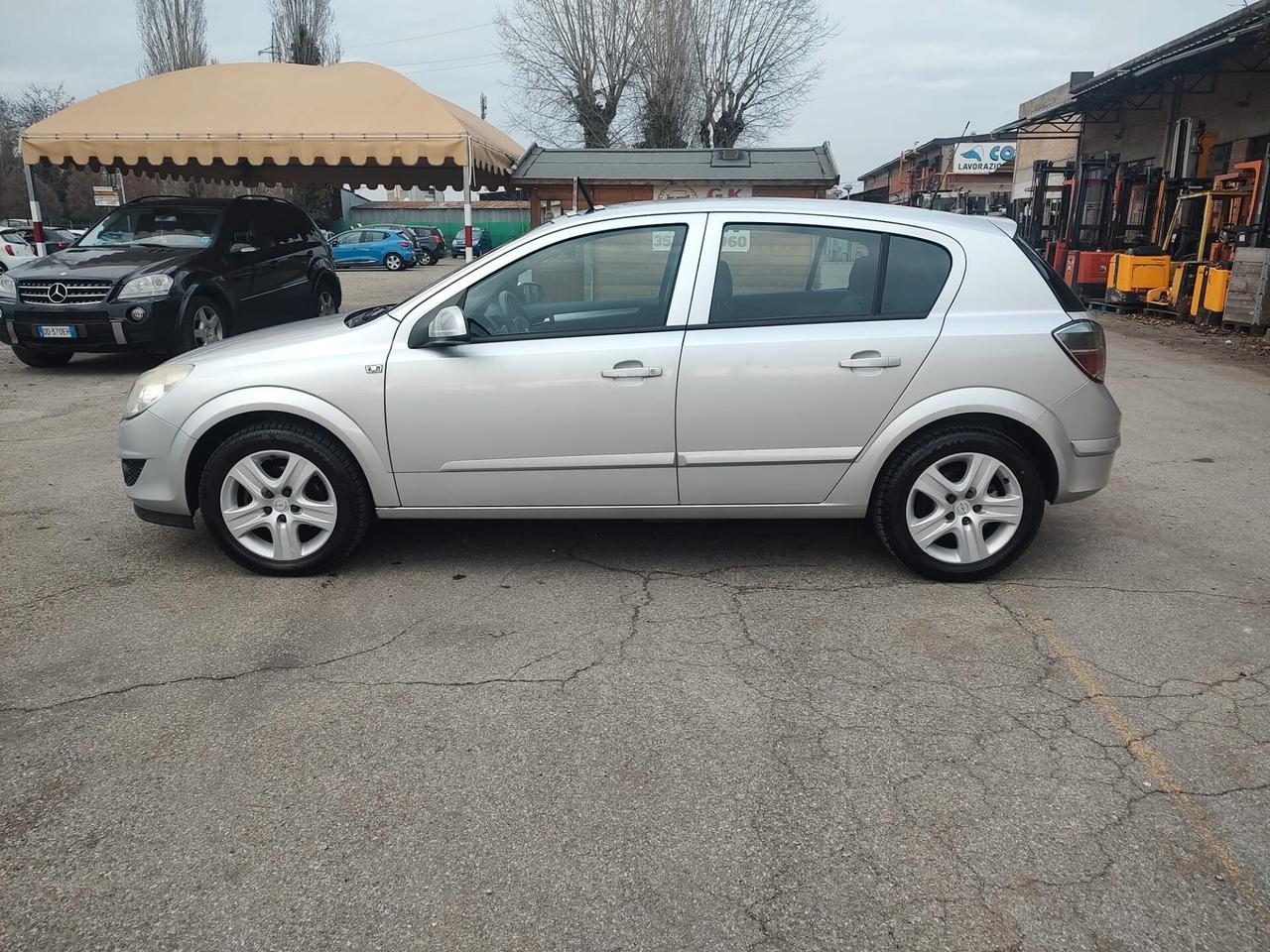 Opel Astra 1.6 16V VVT Station Wagon Cosmo, SOLO 60.000KM, OK NEOPATENTATI.