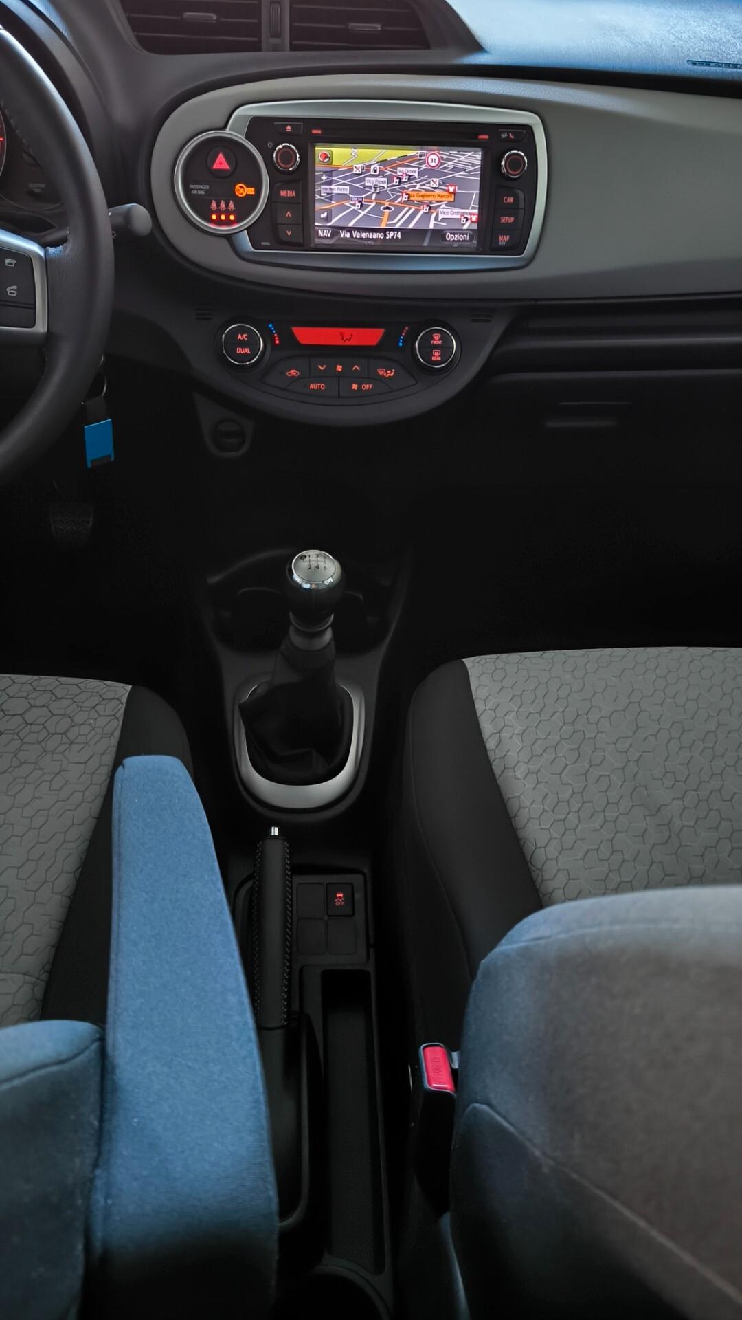 Toyota Yaris 1.4 D-4D 5 porte Lounge