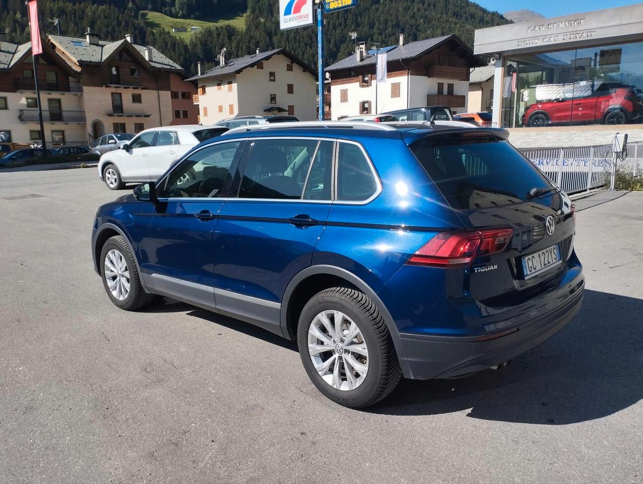 Volkswagen Tiguan 2.0 TDI SCR DSG 4MOTION Business BMT