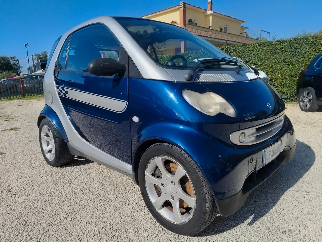 Smart ForTwo 700 coupé passion (45 kW)