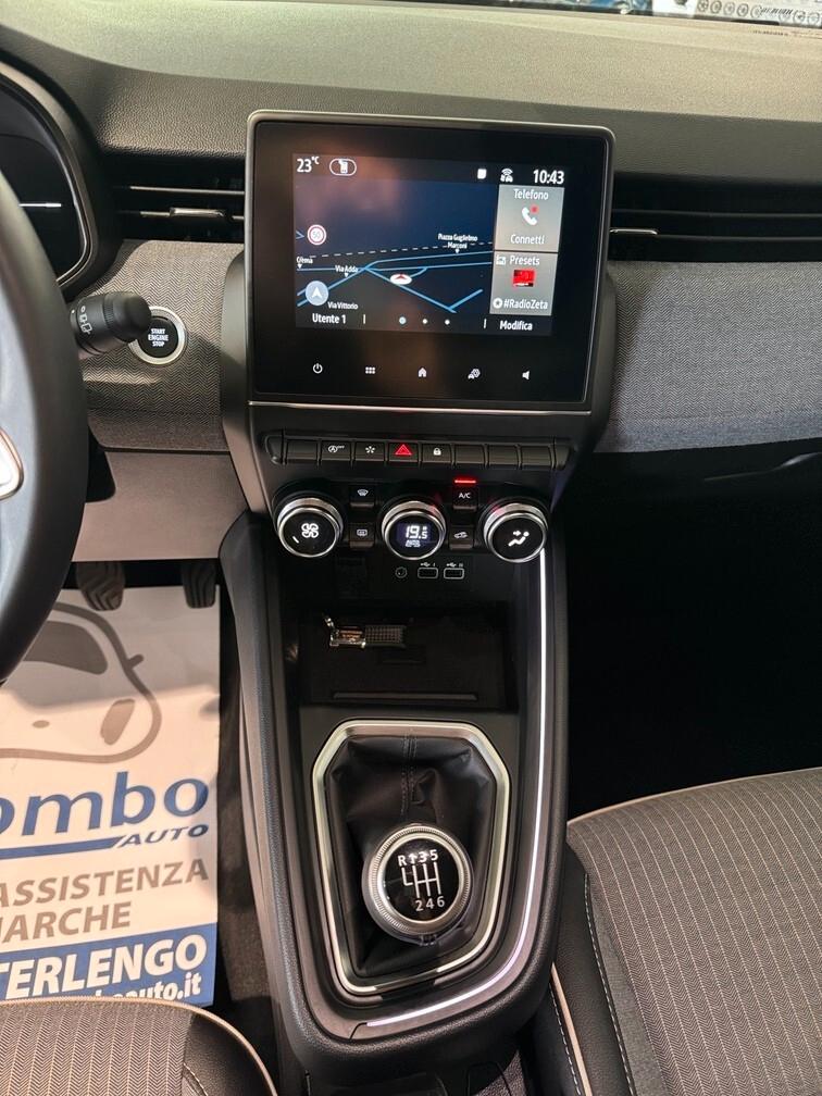 Renault Clio 1.0 tce Techno 90cv Led Nav App conn Cam 16" Neopat