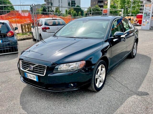 Volvo S80 2.4 D5 205 CV Summum
