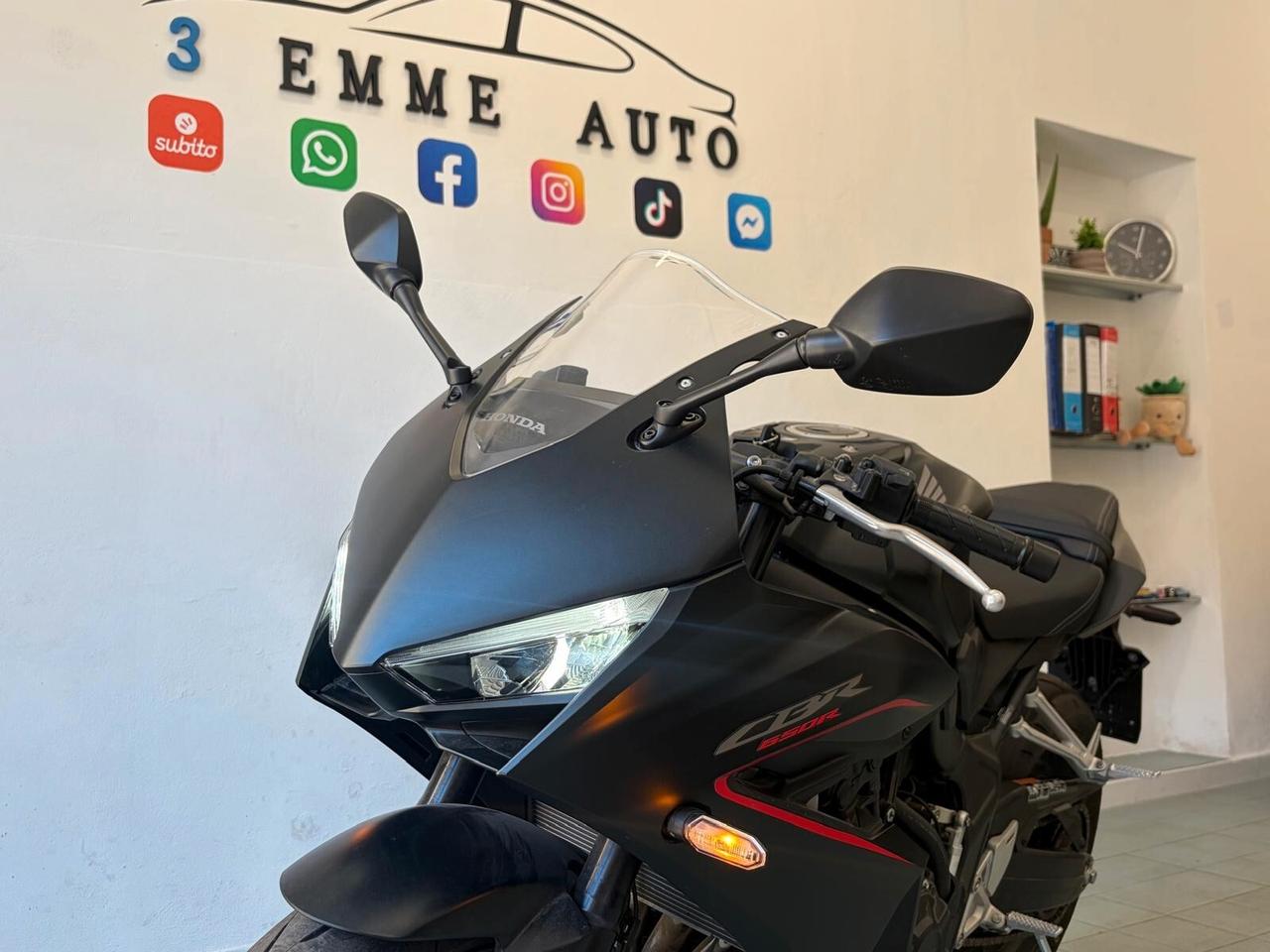 Honda CBR 650 R PARI AL NUOVO SOLO 1296KM