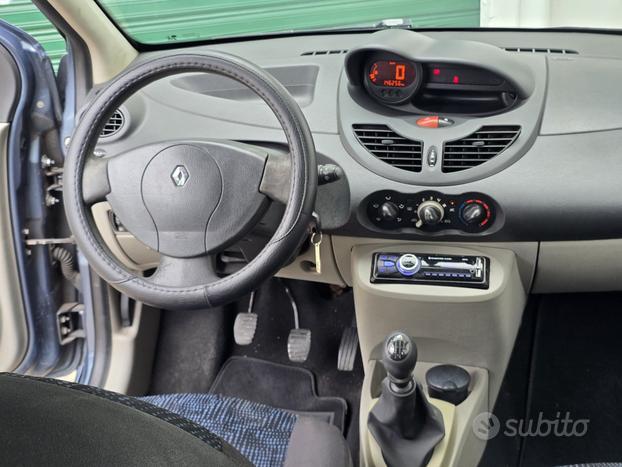 Renault Twingo 1.2i 58cv