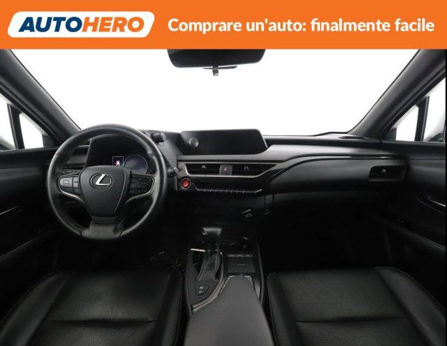 LEXUS UX Full Electric UX Hybrid Premium