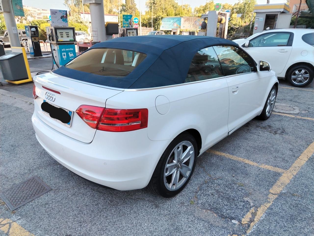 Audi A3 Cabrio 1.6 TDI 105 CV CR Ambition