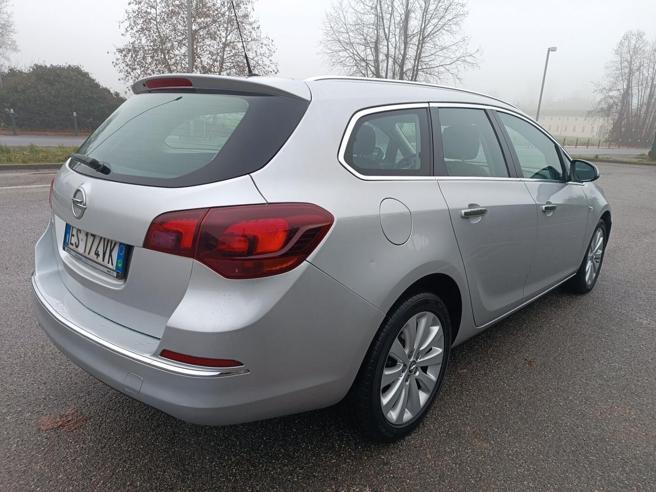 Opel Astra 1.4 GPL garanzia