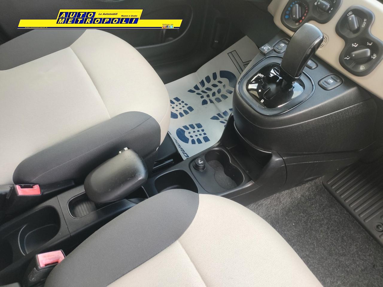 Fiat Panda 900 Lounge GPL Dualogic (Automatica)