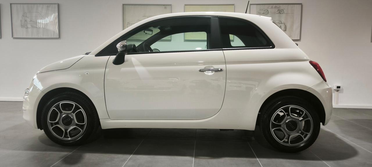 Fiat 500 1.0 Hybrid Cult pari al nuovo