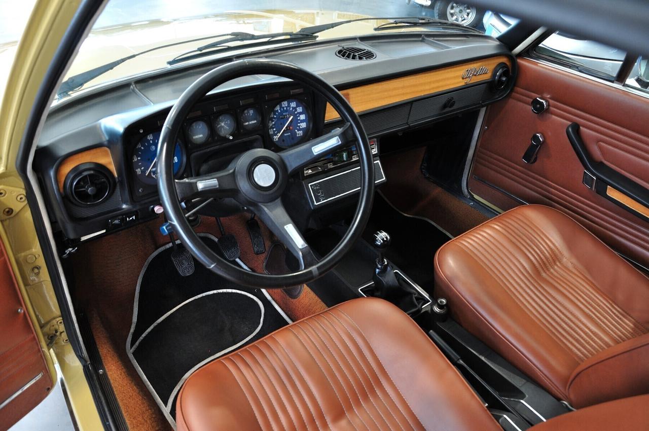 Alfa Romeo Alfetta 1.8 Giallo Piper ASI