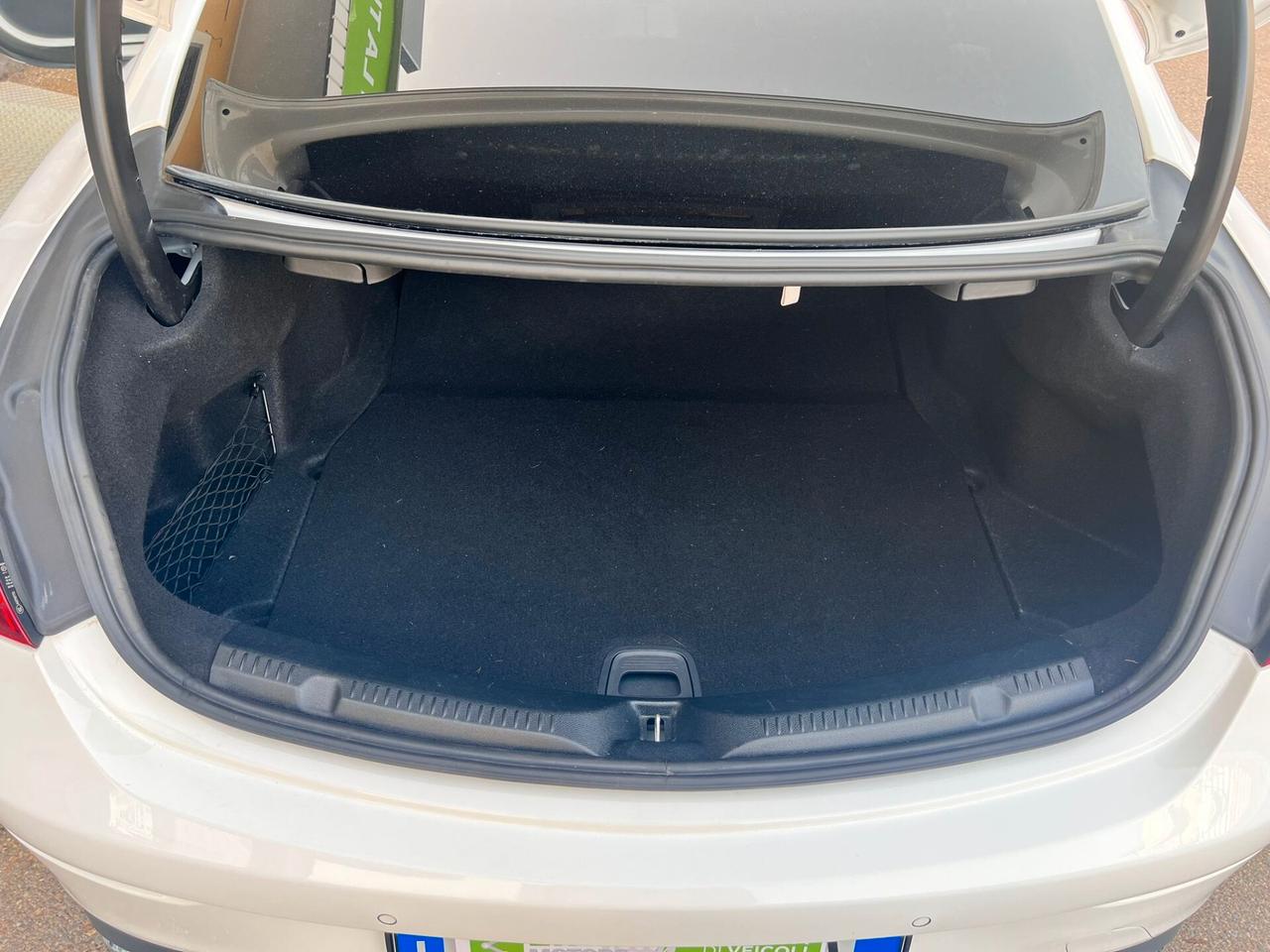 Mercedes-benz E 220 d Coupé Premium