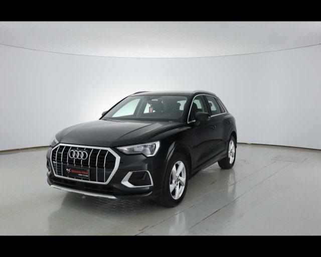 AUDI Q3 35 TDI quattro S tronic Business Advanced