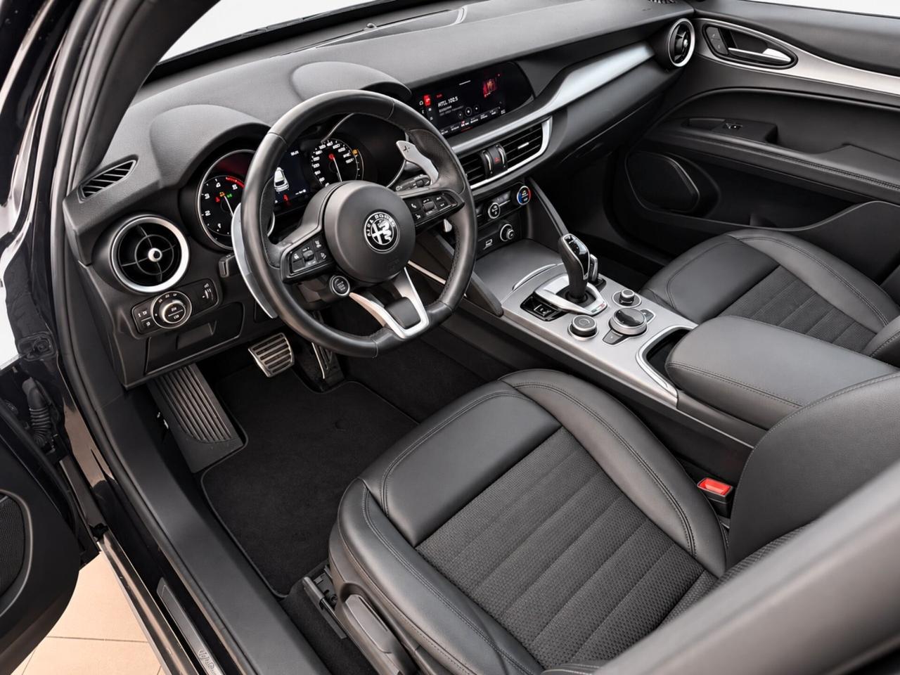Alfa Romeo Stelvio 2.2 Turbodiesel 160 CV AT8 RWD Sprint