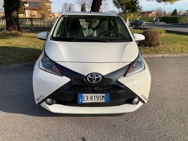 Toyota Aygo 1.0 VVT-i 69 CV 5 porte x-play