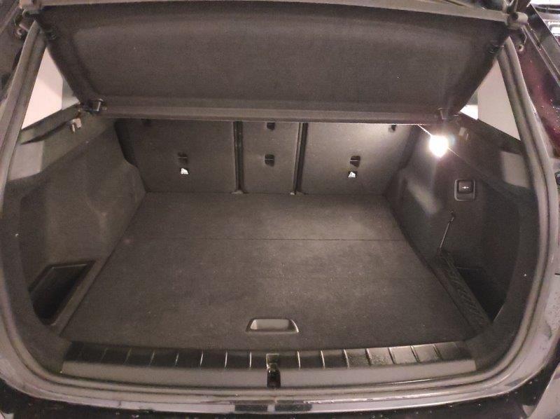 BMW X1 (F48) - X1 sDrive18d Business Advantage