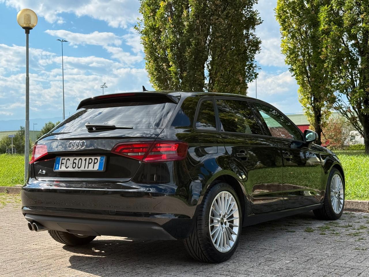 Audi A3 2.0 TDI 150 CV clean diesel Ambition