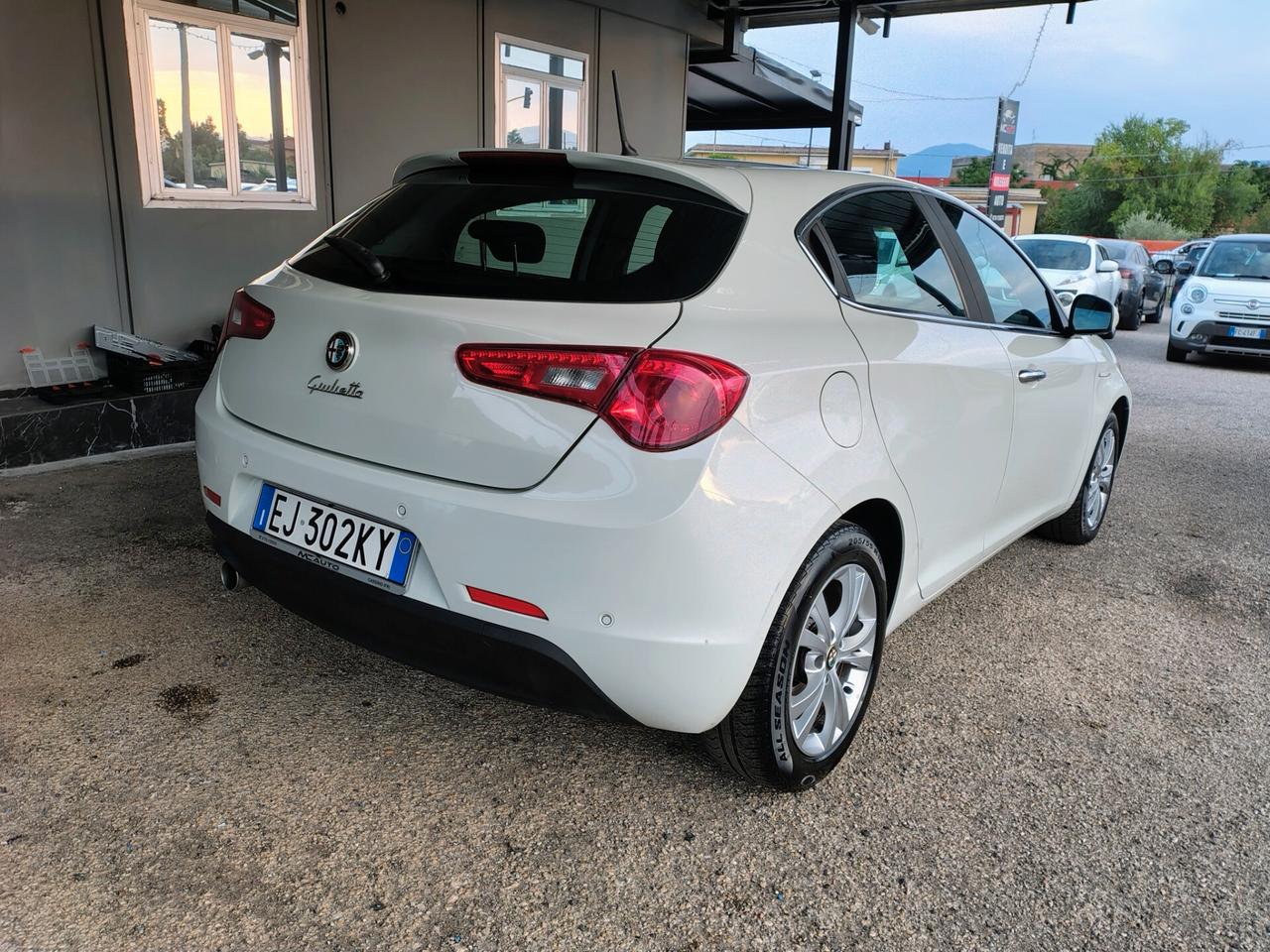 Alfa Romeo Giulietta 1.6 JTDm-2 105 CV Exclusive