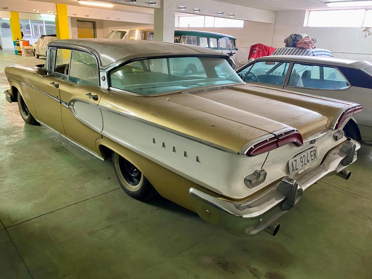 Ford Altro EDSEL CORSAIR 8 V