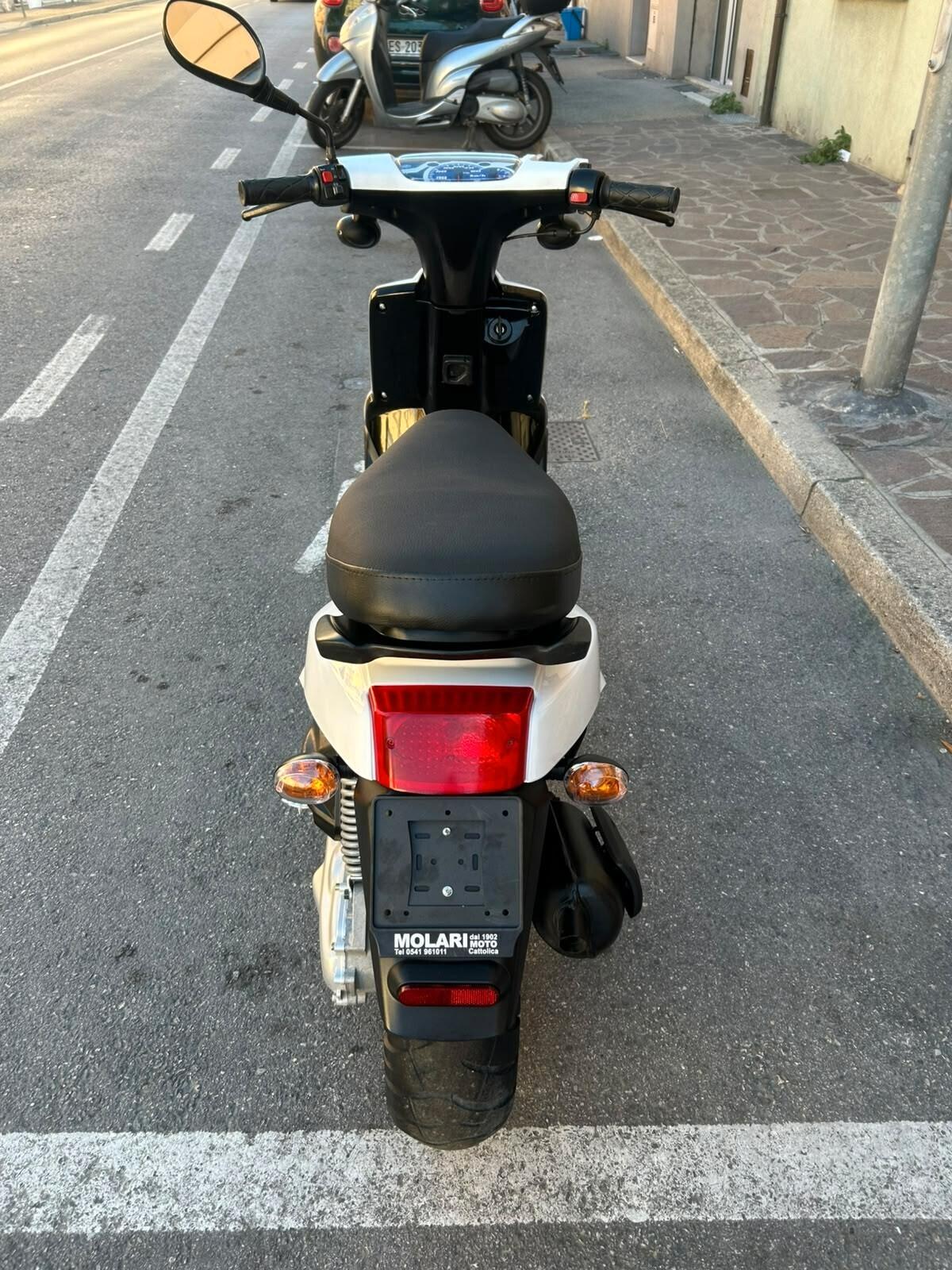 MBK BOOSTER - YAMAHA BWS 50 C.C. BIANCO 01/2005