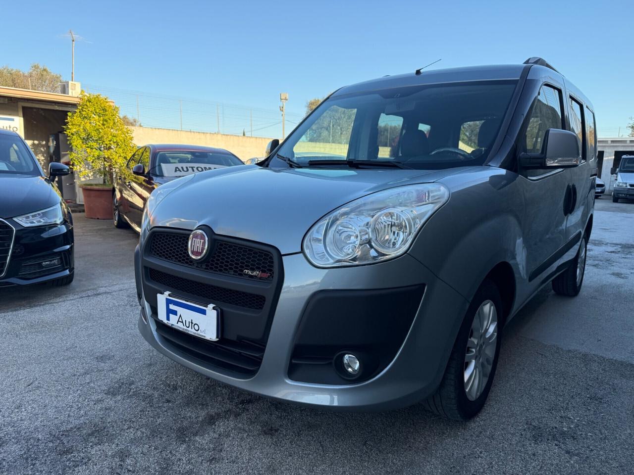 Fiat Doblo Doblò 1.6 MJT 16V Emotion,clima,sensori di parcheggio,cerchi in lega,comandi al volante,ecc.