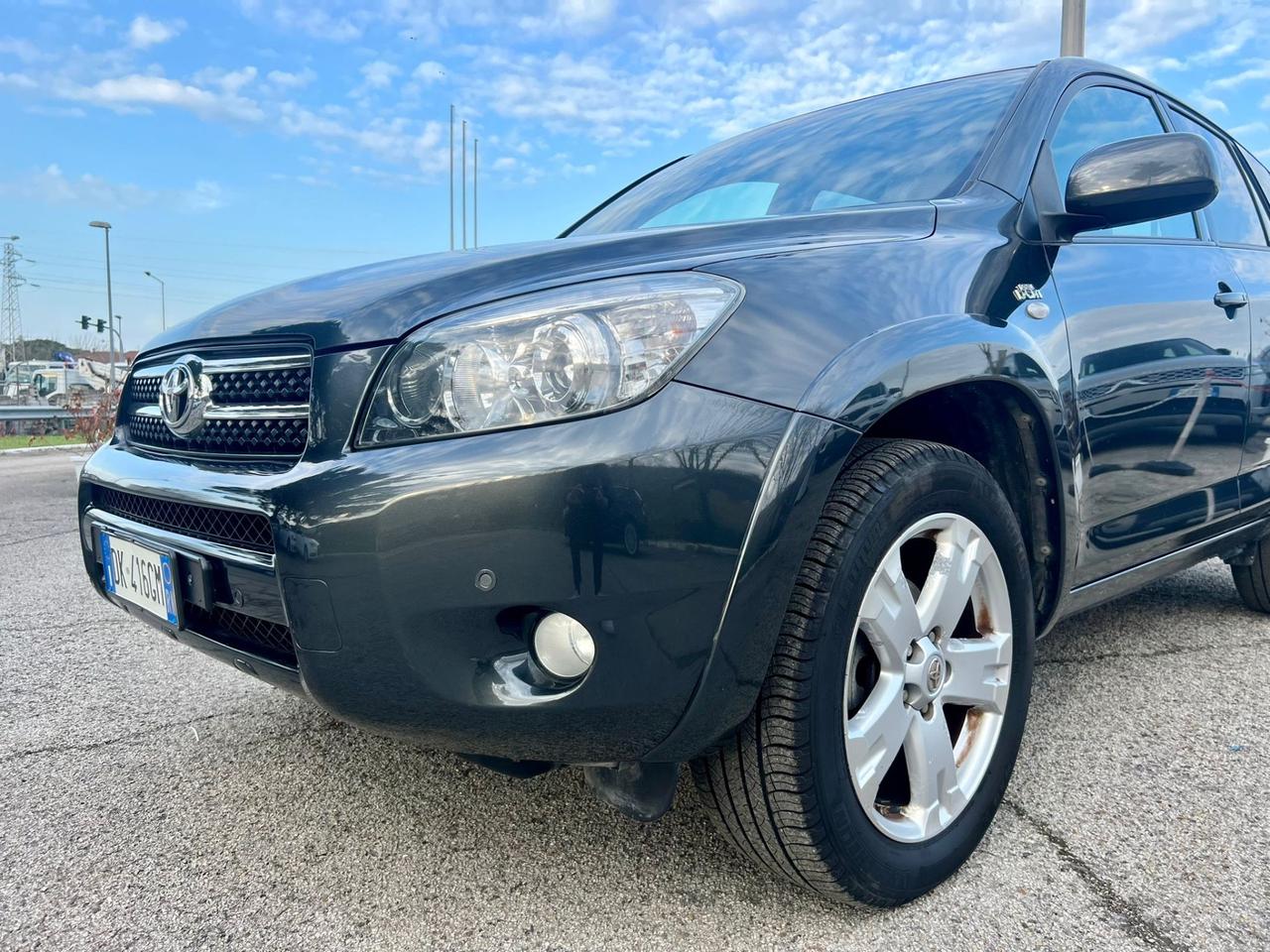 Toyota RAV 4 Crossover 2.2 D-4D 177 CV Luxury