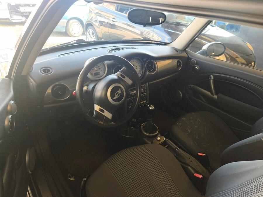 Mini 1.6 16V Cooper