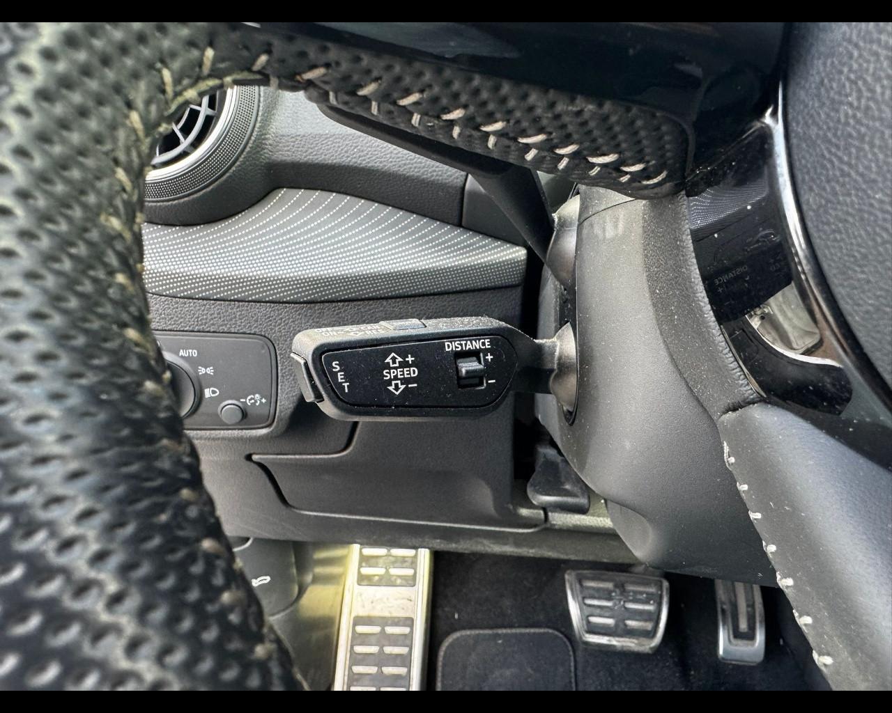 AUDI Q2 35 TDI S-TRONIC QUATTRO S-LINE EDITION