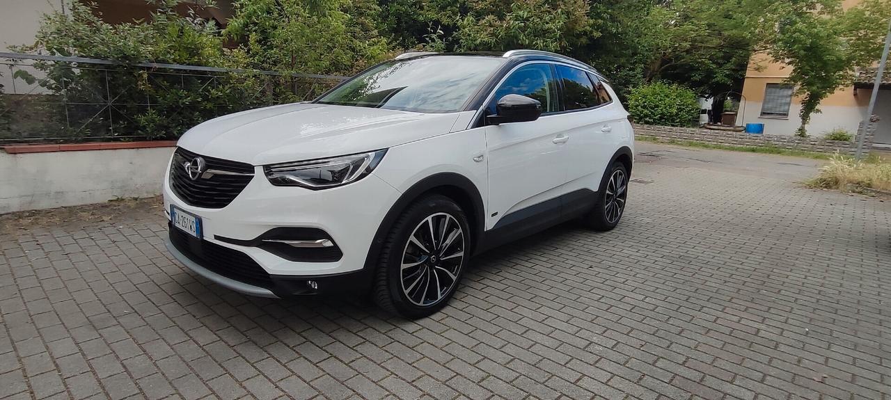 Opel Grandland X 1.6 Hybrid4 Plug-in aut. AWD 4X4