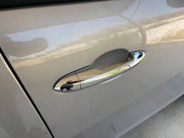 LANCIA Ypsilon 0.9 TwinAir 85 CV 5 porte Gold AUTOMATICA