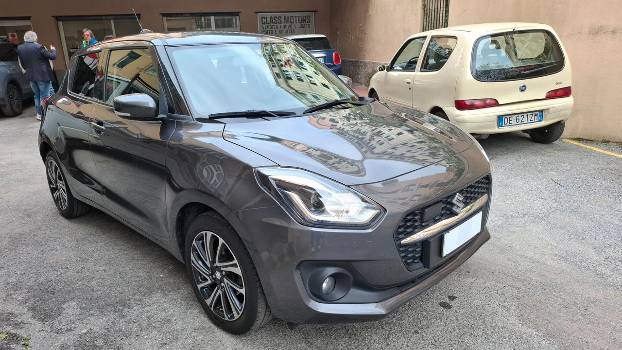 Suzuki Swift 1.2 Hybrid Top