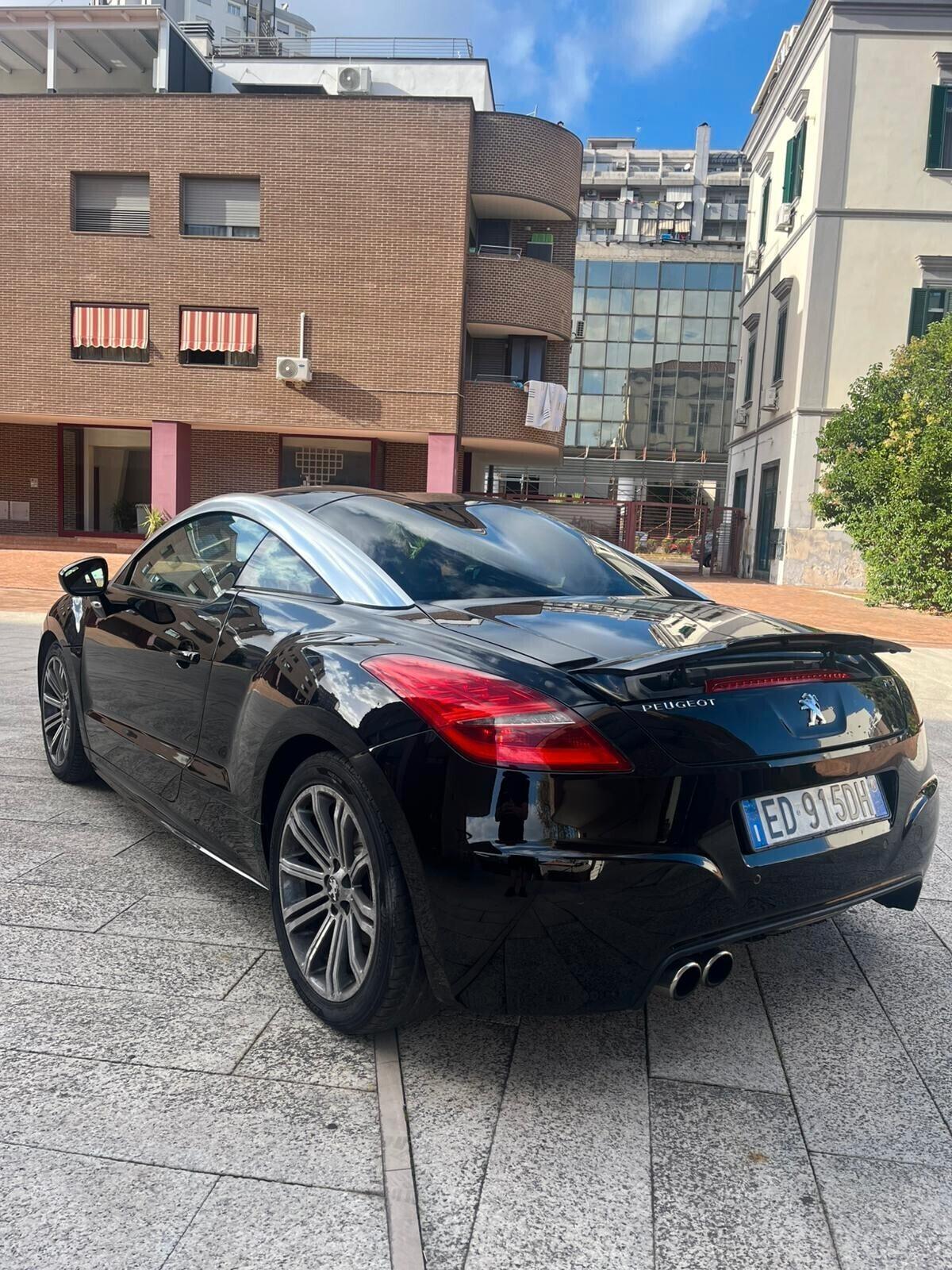 Peugeot RCZ 2.0 HDi 163CV Black Yearling