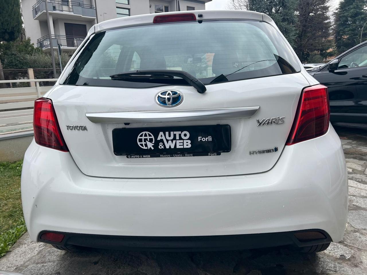 TOYOTA YARIS 1.5 HYBRID STYLE 5P NEOPATENTATI