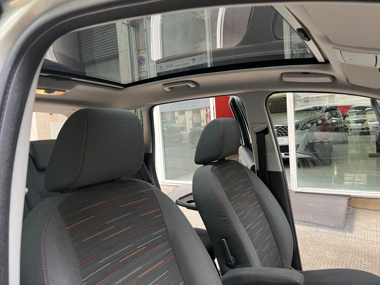 Ford C-Max 1.6 TDCI TITANIUM