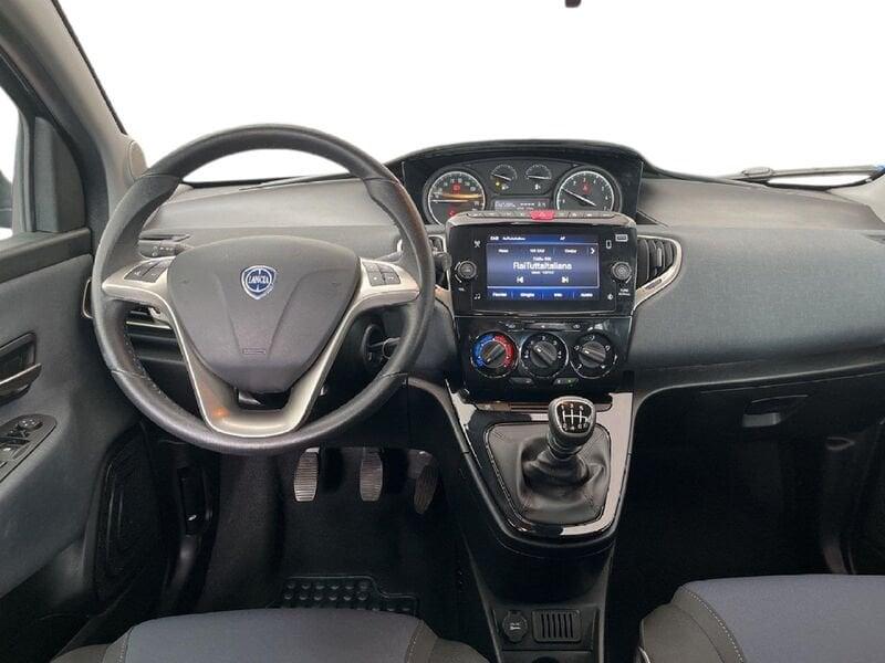 Lancia Ypsilon III 2021 1.0 firefly hybrid Gold s&s 70cv